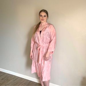 Vintage Bloomingdale’s Silk Robe